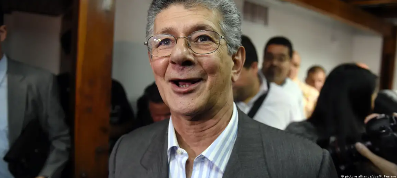 Ramos Allup exige elecciones presidenciales sin inhabilitados