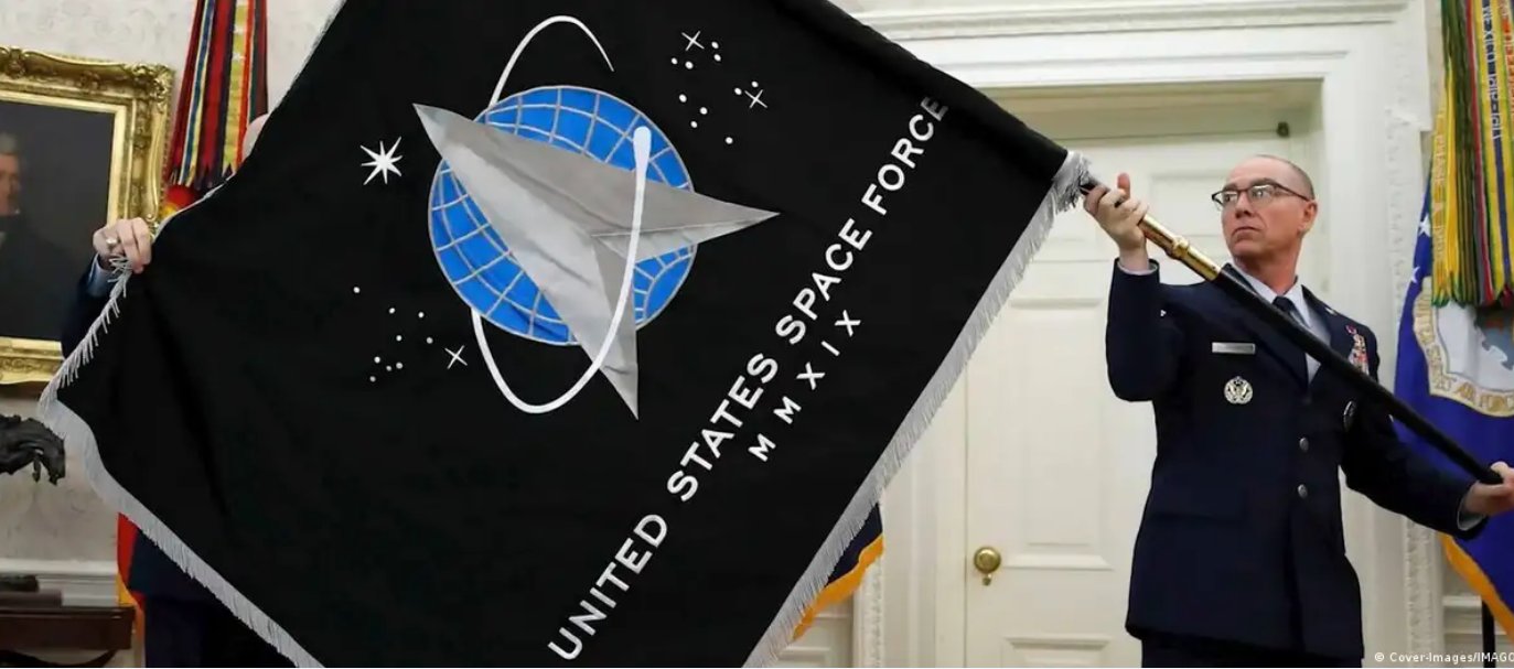 Estados Unidos confirma despliegue de armas militares en el espacio