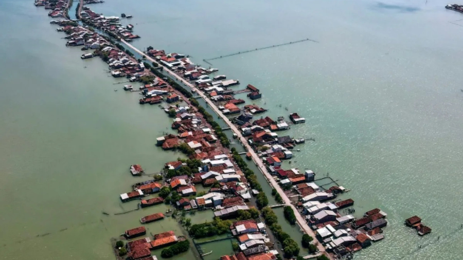 ​Alarma en Indonesia tras registrarse un sismo de magnitud 6,6 en aguas de Java