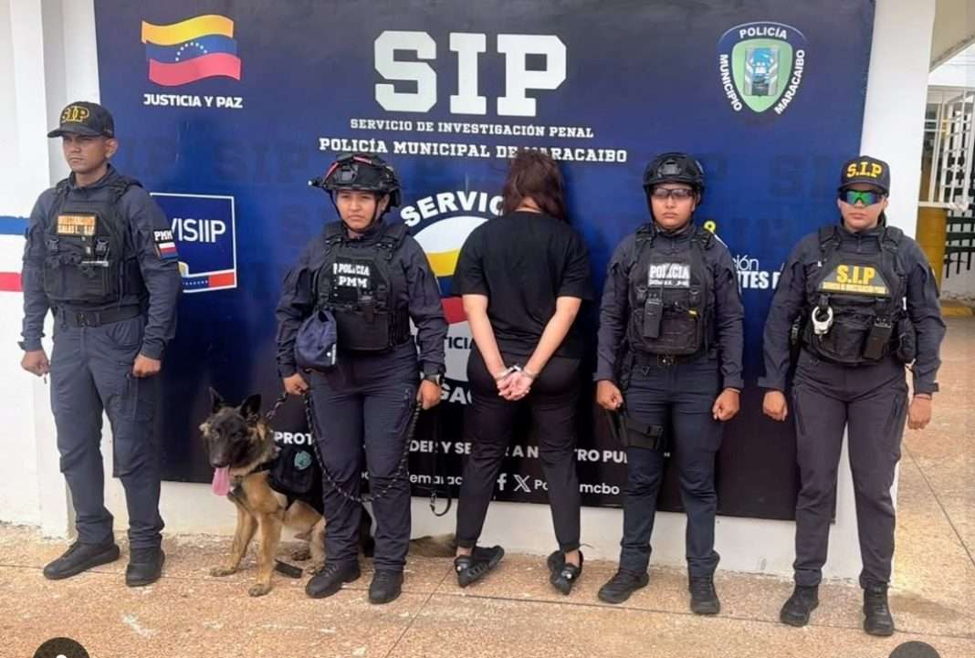 ​Polimaracaibo captura a mujer que destrozó comercios e intimó a trabajadores en Zulia