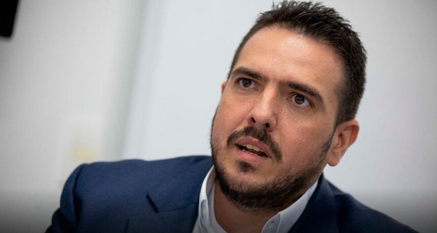 Stalin González exige que la transformación democrática pase del discurso a la realidad