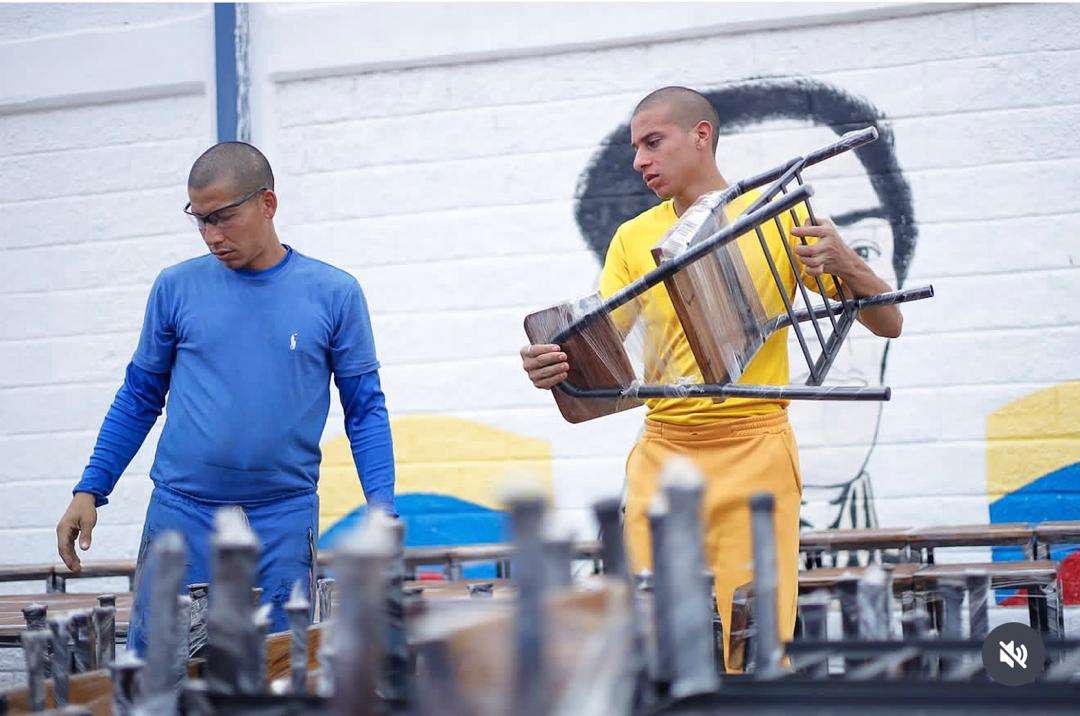 Transformación del sistema penal genera mobiliario escolar en Carabobo