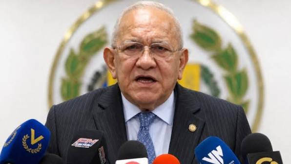 Bernabé Gutiérrez plantea un gran debate nacional para fundar la Sexta República
