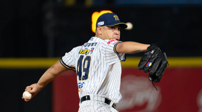 Tiburones de La Guaira supera a Magallanes 10-6 en un electrizante Opening Day de la LVBP