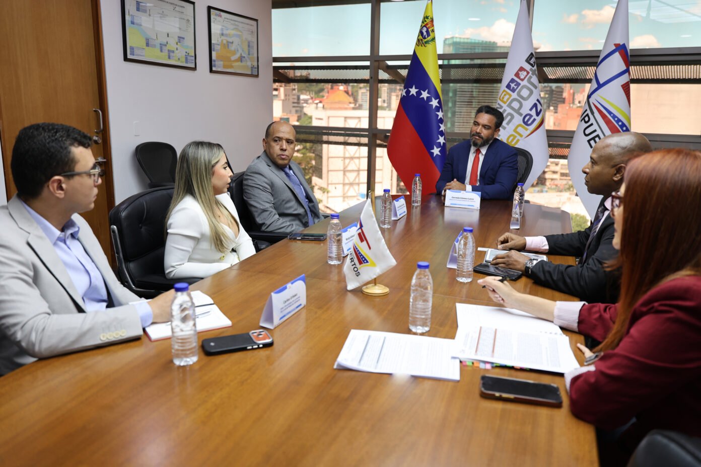 Suministro marítimo en expansión: Bolipuertos se alía con gigantes internacionales