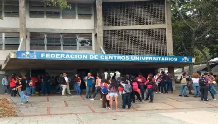 Estudiantes de la UCV convocan a gran concentración en Plaza Venezuela