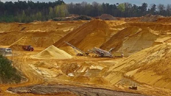 ​Venezuela fortalece la producción de oro y carbón con 41 nuevas máquinas pesadas