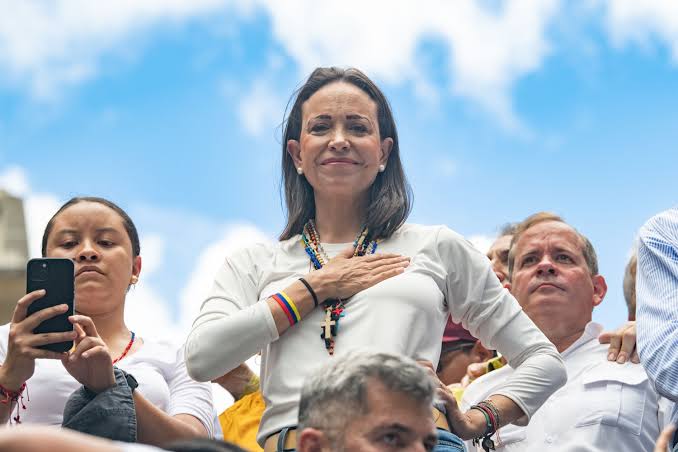 Tras su regreso Machado asegura que visitará toda la nación