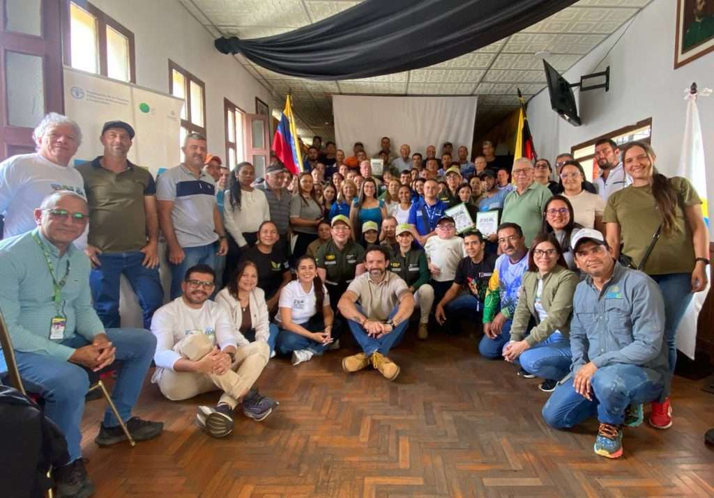 Agricultores andinos debaten acciones locales ante el cambio climático
